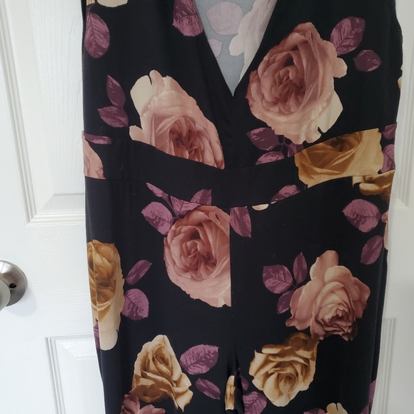💐Floral Jumpsuit - Picture 4 of 5